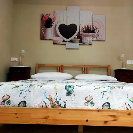 B&B Cumpa Luca 스칼레아